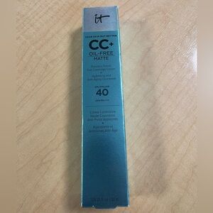 It Cosmetics CC+ Oil-Free Matte Cream - Medium Brand New Never Opened.
